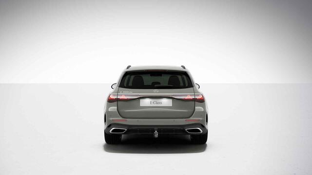 Mercedes-Benz E-estate 300 de AMG Line | Massage | Leder | Luchtvering volledig | Nieuwprijs 109.941 euro |