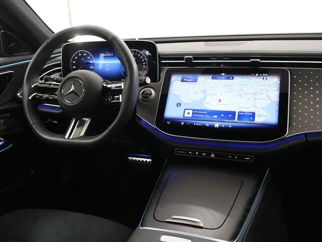 Mercedes-Benz E-estate 300 e AMG Line | Night | Panoramadak | Trekhaak | Burmester | Memory | 360 camera | Winter pakket | Rij assistentiepakket |