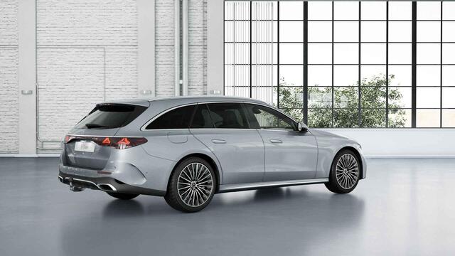 Mercedes-Benz E-estate 300e Sport Edition | Panoramaschuifdak | Lederpakket | Stoelventilatie | Dodehoekassistent | Trekhaak | MBUX Superscreen |