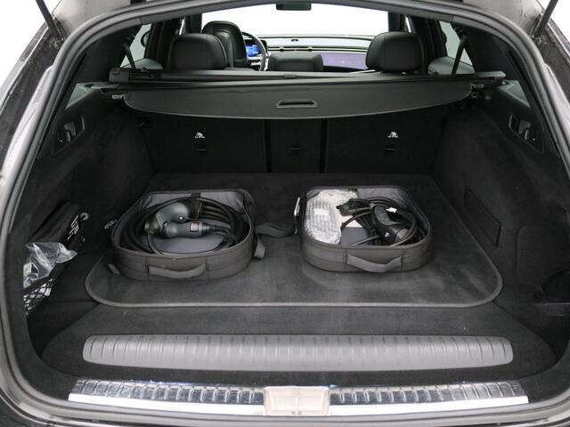 Mercedes-Benz E-estate 300 e Exclusive Line AMG Line | Night Pakket | Panorama Schuif-Kanteldak | Lederen bekleding | Alarm. Inclusief 24 maanden Mercedes-Benz Certified garantie voor Europa.
