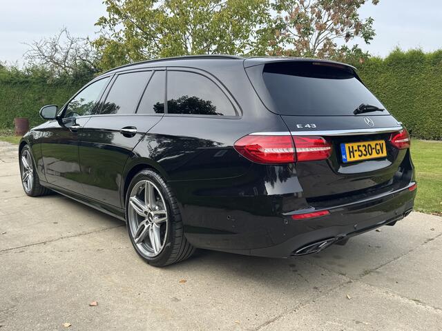 Mercedes-Benz E-estate 43 AMG 4MATIC PREMIUM PLUS PANORAMADAK LUCHTVERING NIEUWSTAAT