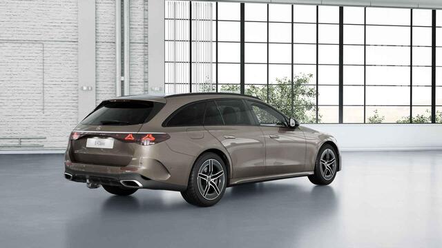 Mercedes-Benz E-estate 300 e AMG Line | Superscreen | Winter pakket | Trekhaak | Memory |