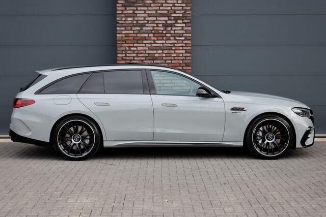 Mercedes-Benz E-estate AMG 53 4MATIC+ | 585pk | MBUX Hyperscreen | Achterasbesturing | Distronic | Memory | Burmester | Digital Light | Trekhaak | Surround Camera | Verwarmd Stuurwiel | AMG-Nightpakket | Augmented Reality |