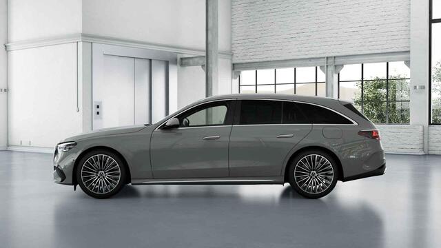 Mercedes-Benz E-estate 300e Sport Edition | Panoramaschuifdak | Trekhaak | 360° camera | DIGITAL Light | Superscreen | 20" AMG velgen | Stoelverwarming voor |