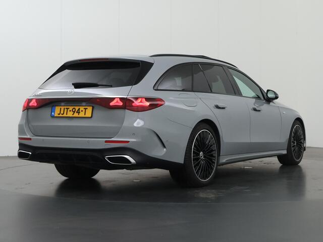 Mercedes-Benz E-estate 300 e AMG Line | Superscreen | Leder | Trekhaak | Panoramadak | Burmester | 360 camera | Digital light |