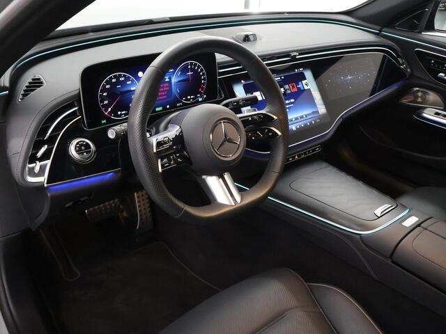 Mercedes-Benz E-estate 300 e AMG Line | Superscreen | Leder | Trekhaak | Panoramadak | Burmester | 360 camera | Digital light |