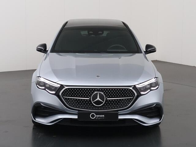 Mercedes-Benz E-estate 300 e AMG Line | Panoramadak | Superscreen | Night pakket | Trekhaak | 360 camera | Rij assistentiepakket |