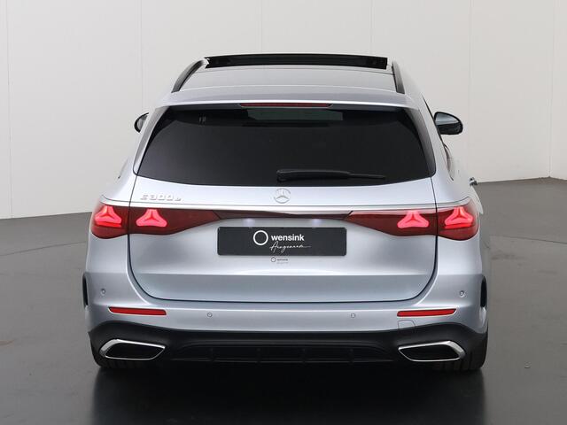 Mercedes-Benz E-estate 300 e AMG Line | Panoramadak | Superscreen | Night pakket | Trekhaak | 360 camera | Rij assistentiepakket |