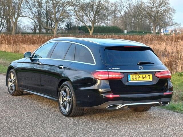 Mercedes-Benz E-estate 300 e AMG Line /AMG Line/Prachtige auto/Lage KM/Top onderhouden/