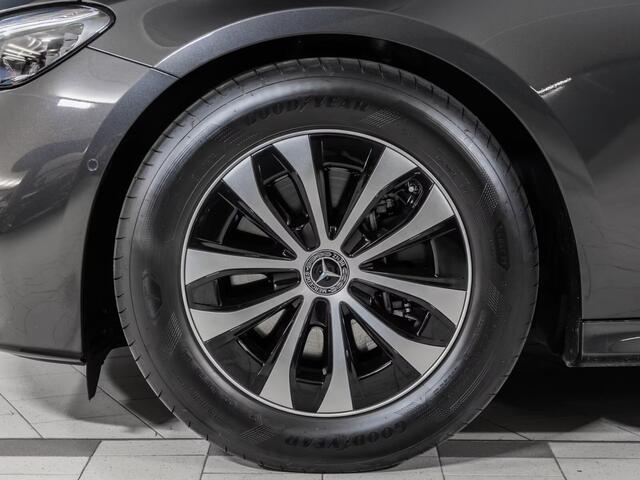 Mercedes-Benz E-estate 220 d Avantgarde Distronic Standkachel LED Stoelverwarming Camera