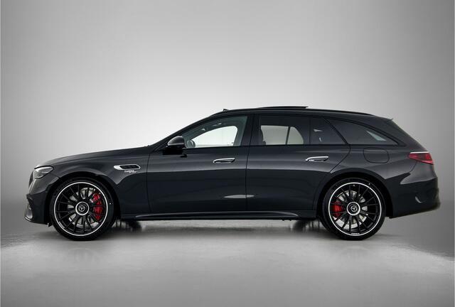 Mercedes-Benz E-estate AMG 53 4MATIC+ Night Edition | AMG DYNAMIC PLUS pakket | Multicontourstoelen voor | Trekhaak | Rijassistentiepakket Plus | 21 inch AMG velgen | Premium Plus pakket | Stoelverwarming achter | AIR BALANCE pakket | Warmtecomfort pakket |