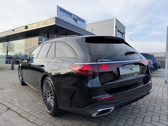 Mercedes-Benz E-estate 300 e AMG Line Pano-Dak | Trekhaak | Distrnic | Stuurverw. | Stoelverw.