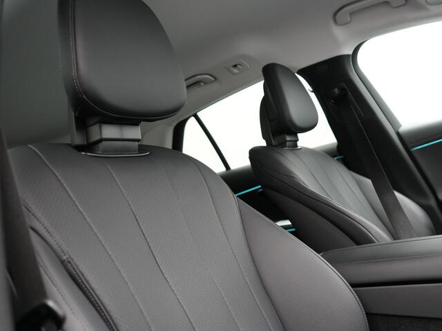 Mercedes-Benz E-estate 300 e Luxury Line Plug In Hybrid 313pk Dealer O.H PHEV | Luchtvering | Trekhaak af Fabriek | Lederen Comfortzetels Memory | Adaptive Cruise | Burmester 4D | Digital LED | 360 Camera | Keyless | Sfeerverlichting |