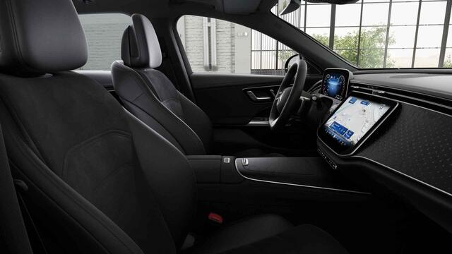 Mercedes-Benz E-estate 300 e AMG Line | Premium | Panoramadak | 20 inch | Trekhaak | Night pakket |