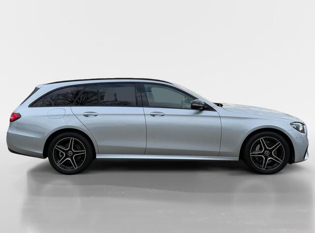 Mercedes-Benz E-estate 300 e AMG I Trekhaak I Widescreen I Half-Leder | Adaptive cruise control | Elektrisch uitklapbare trekhaak | Elektrisch verstelbare stoelen met geheugen