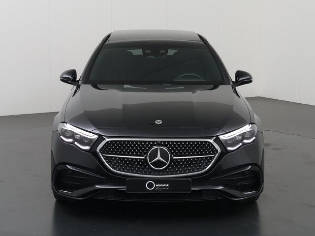 Mercedes-Benz E-estate 300 e AMG Line | Night | Panoramadak | Trekhaak | Burmester | Memory | 360 camera | Winter pakket | Rij assistentiepakket |