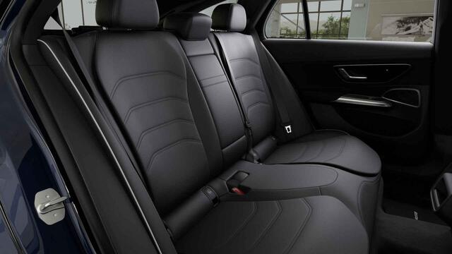 Mercedes-Benz E-estate 300 e AMG Line | Night | Luchtvering | Superscreen | Panoramadak | Trekhaak | Stoelverwarming/ventilatie | Burmester |