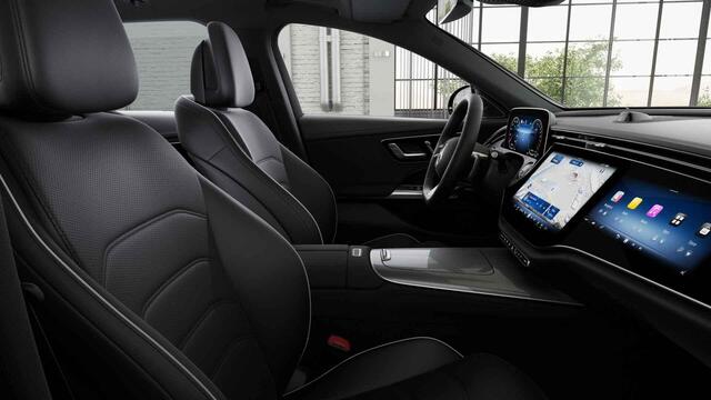 Mercedes-Benz E-estate 300 e AMG Line | Night | Luchtvering | Superscreen | Panoramadak | Trekhaak | Stoelverwarming/ventilatie | Burmester |