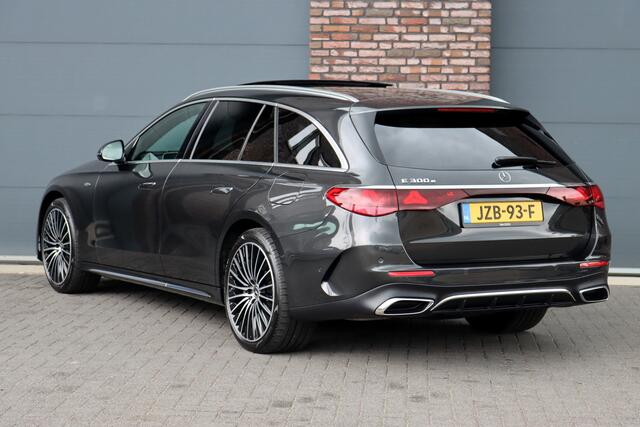 Mercedes-Benz E-estate 300 e AMG Line | Luchtvering | Hyperscreen | Stoelventilatie | Distronic+ | Massage | Digital Light | Trekhaak | Surround Camera | Nappa Leder | Burmester | Keyless Go | Vlakkenverwarming |