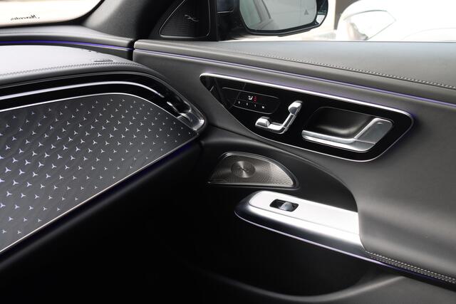 Mercedes-Benz E-estate 300 e AMG Line | Distronic+ | Memory | Burmester | Surround Camera | Trekhaak | Digital Light | Keyless Go | Nightpakket |