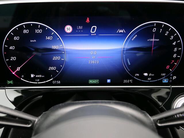 Mercedes-Benz E-estate 300 e Sport Edition AMG Line | Night Pakket | Panoramadak | Lederen Bekleding | Diital Licht | Alarm | Stoelventilatie/- verwarming voor. Inclusief 24 maanden MB Certified garantie voor Europa.