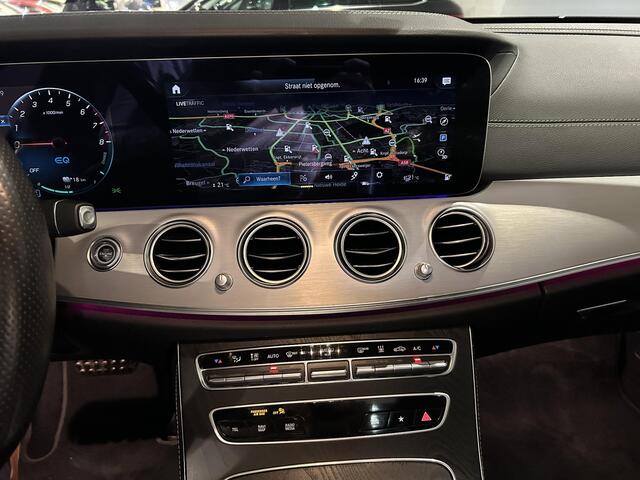Mercedes-Benz E-estate 300 e Business Solution AMG | Panoramadak | Burmester| Wide-screen | Trekhaak |