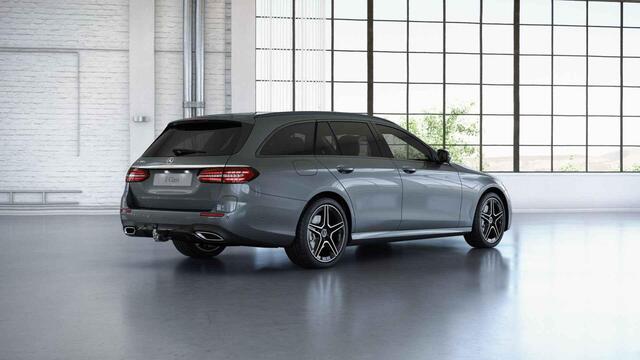 Mercedes-Benz E-estate 300 e Business Solution AMG | Night | Panoramadak | Trekhaak | Widescreen | Stoelverwarming | 360 graden camera |