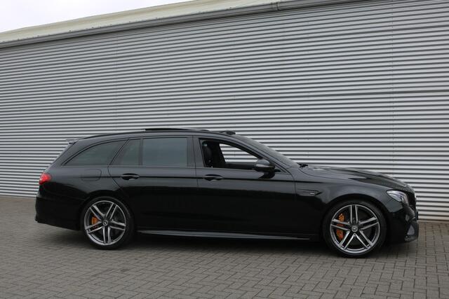 Mercedes-Benz E-estate AMG 63 S 4MATIC+ 612PK (Pano Sportleder/Memory/Ventilatie Keramisch Carplay HeadUp Burmester Luchtvering Distronic Multibeam)