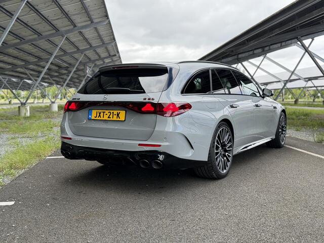 Mercedes-Benz E-estate AMG 53 4MATIC+ | Night | AMG performance stoelen | AMG dynamic plus pakket | Panoramadak | Superscreen | Trekhaak | Premium plus | Burmester |