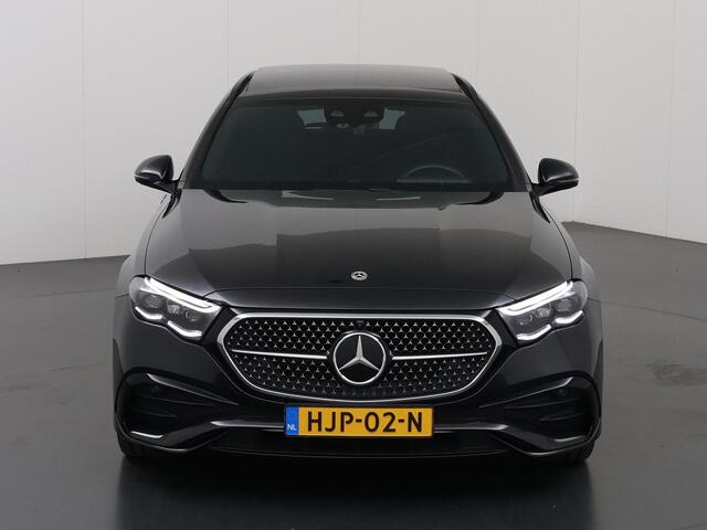 Mercedes-Benz E-estate 300 e AMG Line | Night | Superscreen | Panoramadak | Head up display | Memory | Rijassistentiepakket |