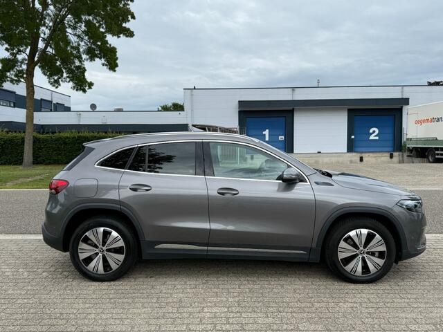 Mercedes-Benz EQA Electric Art 67kWH Trekhaak Camera