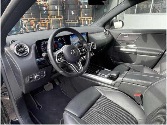 Mercedes-Benz EQA 250 Luxury | Trekhaak | Sfeerverlichting