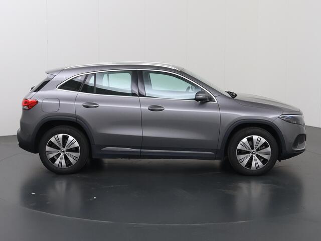 Mercedes-Benz EQA 250 67 kWh | Augmented reality | Apple carplay | Elektrische achterklep |