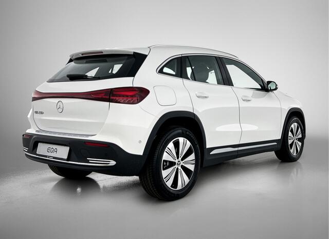 Mercedes-Benz EQA 250+ Business Solution 71 kWh | Parkeerpakket met achteruitrijcamera | Widescreen display | Zitcomfortpakket | Sfeerverlichting | EASY PACK achterklep | Stoelverwarming voor | Licht- en zicht pakket |