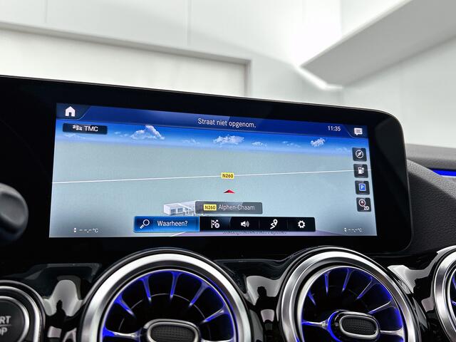 Mercedes-Benz EQA 250 Business Solution Luxury 67 kWh | Burmester | Panoramadak | Head-up display | 2x Stoelverstelling Comfortstoelen | LED high performance |