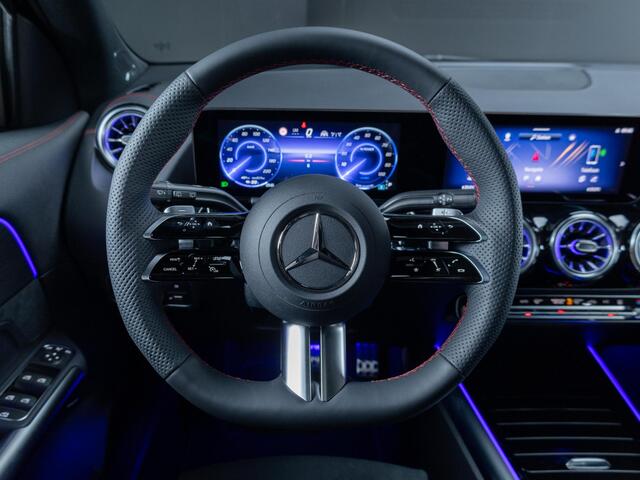 Mercedes-Benz EQA 250+ Business Solution AMG 71 kWh Panorama dak | Trekhaak