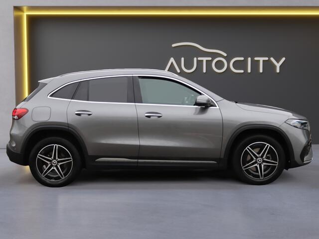 Mercedes-Benz EQA EQA 250 AMG Line 67 kWh l Trekhaak l Burmester l Blindspot l Key