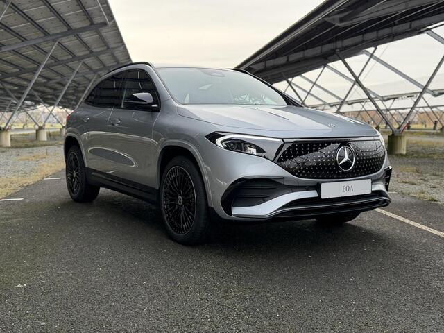 Mercedes-Benz EQA 250+ Business Solution AMG 71 kWh | Night | Panoramaschuifdak | Leder | Head-up | Burmester | Winterpakket |