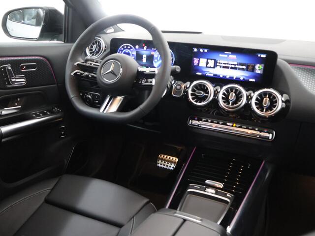 Mercedes-Benz EQA 250+ Business Solution AMG 71 kWh | Panoramaschuifdak | Dodehoekassistent | Head-up | Leder | Burmester | Winterpakket |