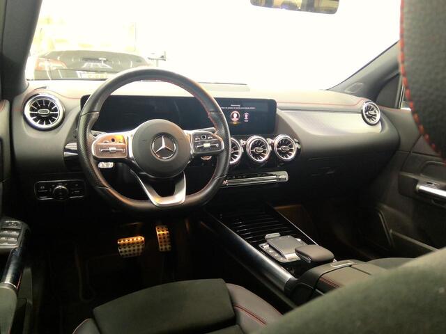 Mercedes-Benz EQA 250 Business Solution AMG 67 kWh Full Options | 42500 km!