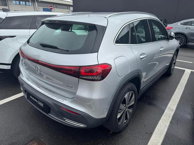 Mercedes-Benz EQA 350 4MATIC Progressive 67 kWh Advance Pakket, Parkeerpakket, Rij-assistentiepakkt Wordt verwacht begin maart