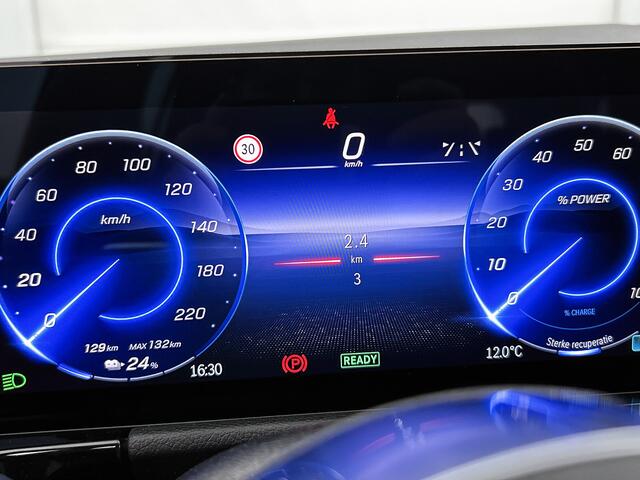 Mercedes-Benz EQA 250+ Business Solution 71 kWh | Widescreen display | Progressive Line | Stoelverwarming voor | Sfeerverlichting | EASY PACK achterklep | Achteruitrijcamera |