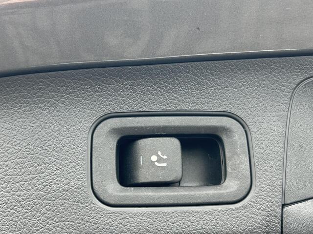 Mercedes-Benz EQA 350 4MATIC AMG | Trekhaak | RijAssistentiepakket