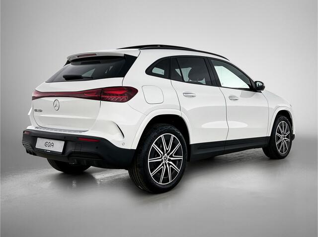 Mercedes-Benz EQA 250+ Business Solution AMG 71 kWh | Nightpakket | Smartphone integratie | Panoramaschuifdak | Head-up display | 360°-camera | Burmester Sound systeem | Memorypakket | Augmented Reality navigatie |
