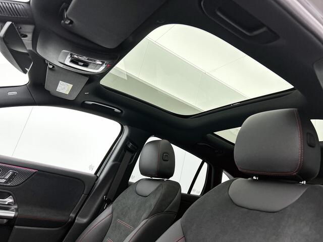 Mercedes-Benz EQA 250+ Business Solution AMG 71 kWh | Nightpakket | Trekhaak | Panoramaschuifdak | Smartphone integratie | Head-up display | 360° camera | Burmester Sound systeem | Augmented Reality navigatie | Memorypakket |