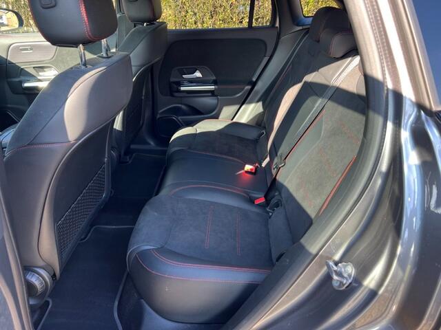 Mercedes-Benz EQA EQA 250 AMG, Night pakket, Trekhaak