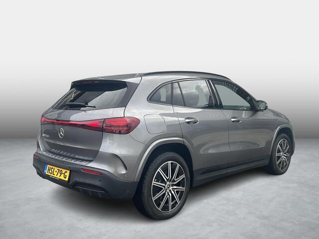 Mercedes-Benz EQA 250+ AMG | Night Pakket | Panoramadak | 360° Camera | DISTRONIC afstandsassistent | Dodehoekassistent | Apple CarPlay | Android Auto | Advanced Sound System | Sfeerverlichting | Stoelverwarming | Elektrische Achterklep