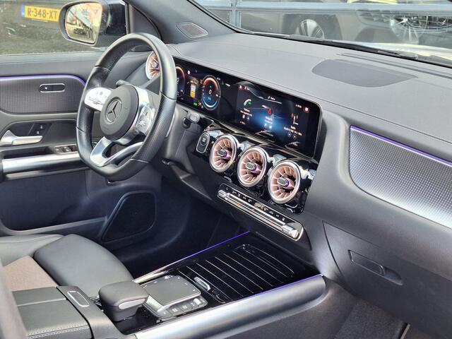 Mercedes-Benz EQA 250 Electric Art 67 kWh | Night pakket | Achteruitrijcamera | Dodehoekassistentie | Keyless-GO | Stoelverwarming | Sfeerverlichting | Elektrische achterklep