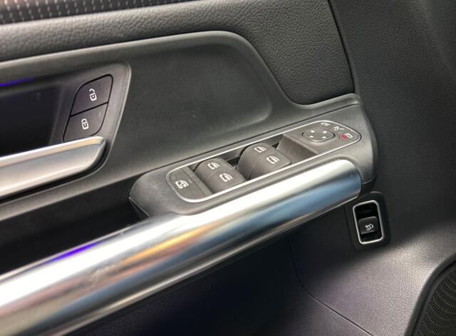 Mercedes-Benz EQA 250 Progressive 67 kWh Dodehoekassistent | (19 inch) vijfspaaks lichtmetalen velgen | Ledkoplampen | Achteruitrijcamera | Sfeerverlichting. Inclusief 24 maanden MB Certified garantie voor Europa.