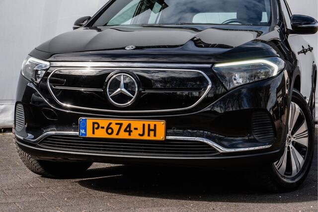 Mercedes-Benz EQA 250 Business Solution Luxury 67 kWh Trekhaak/ Camera/ Elek. achterklep/ Stoelverwarming/ Blindspot/ Sfeerverlichting